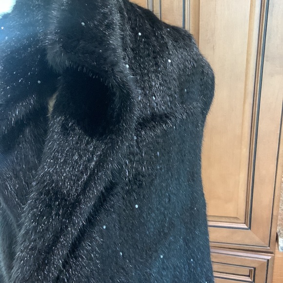 Mink fur wrap with rhinestones.  One of a kind stunning wrap. No tags. - Picture 4 of 10